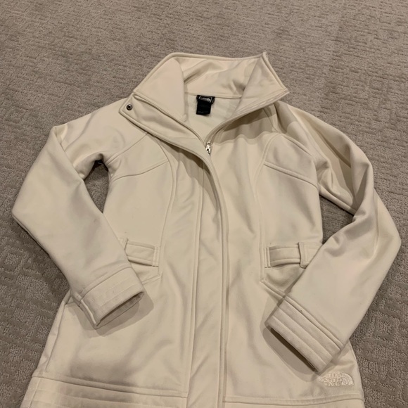 North face jacket-size s/p - Picture 3 of 8